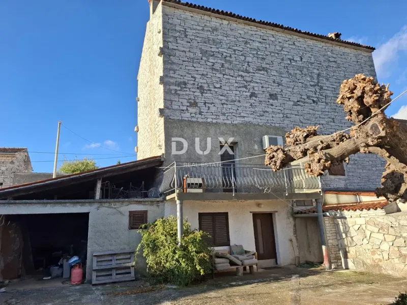 ISTRIA, BALE - Kamenný dom v centre s vlastnou záhradou a hospodárskou budovou – 2