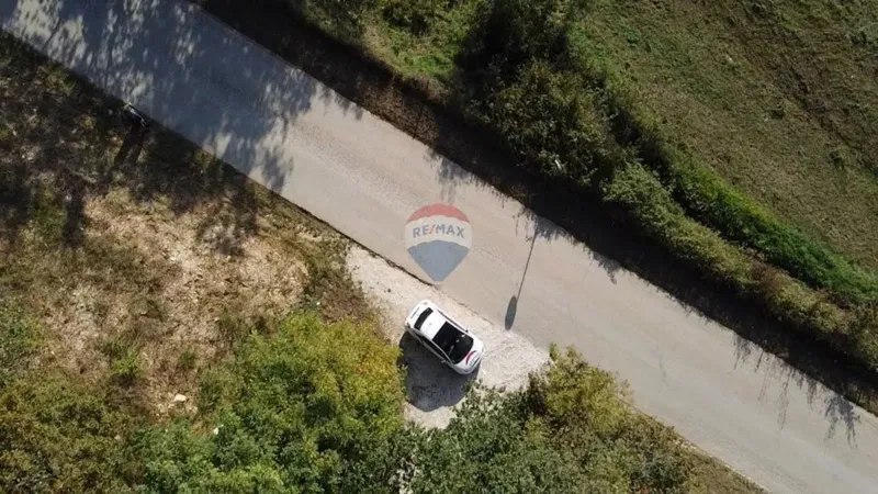 Non-structural plot Mugeba, Poreč, 1.290m2 – 3