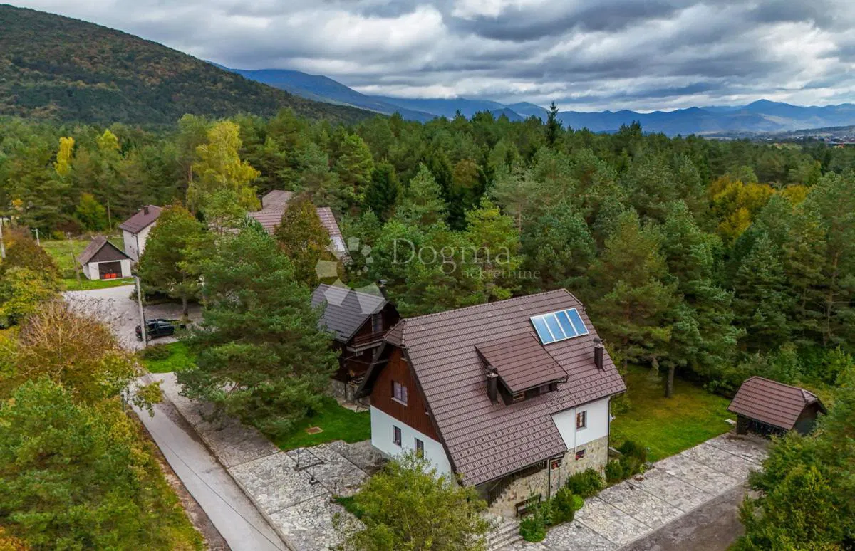 Casa Rudanovac, Plitvička Jezera, 1.551m2