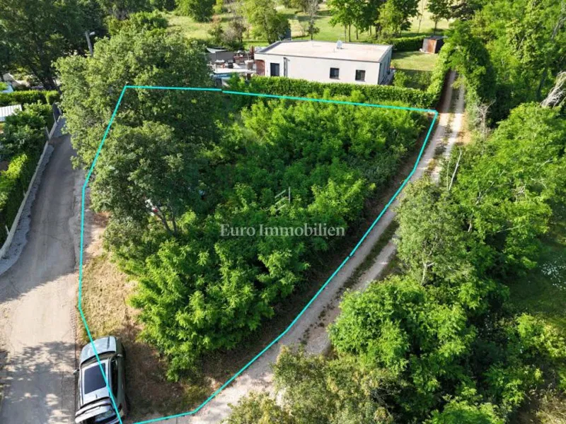 Building plot with project and building permit – 2