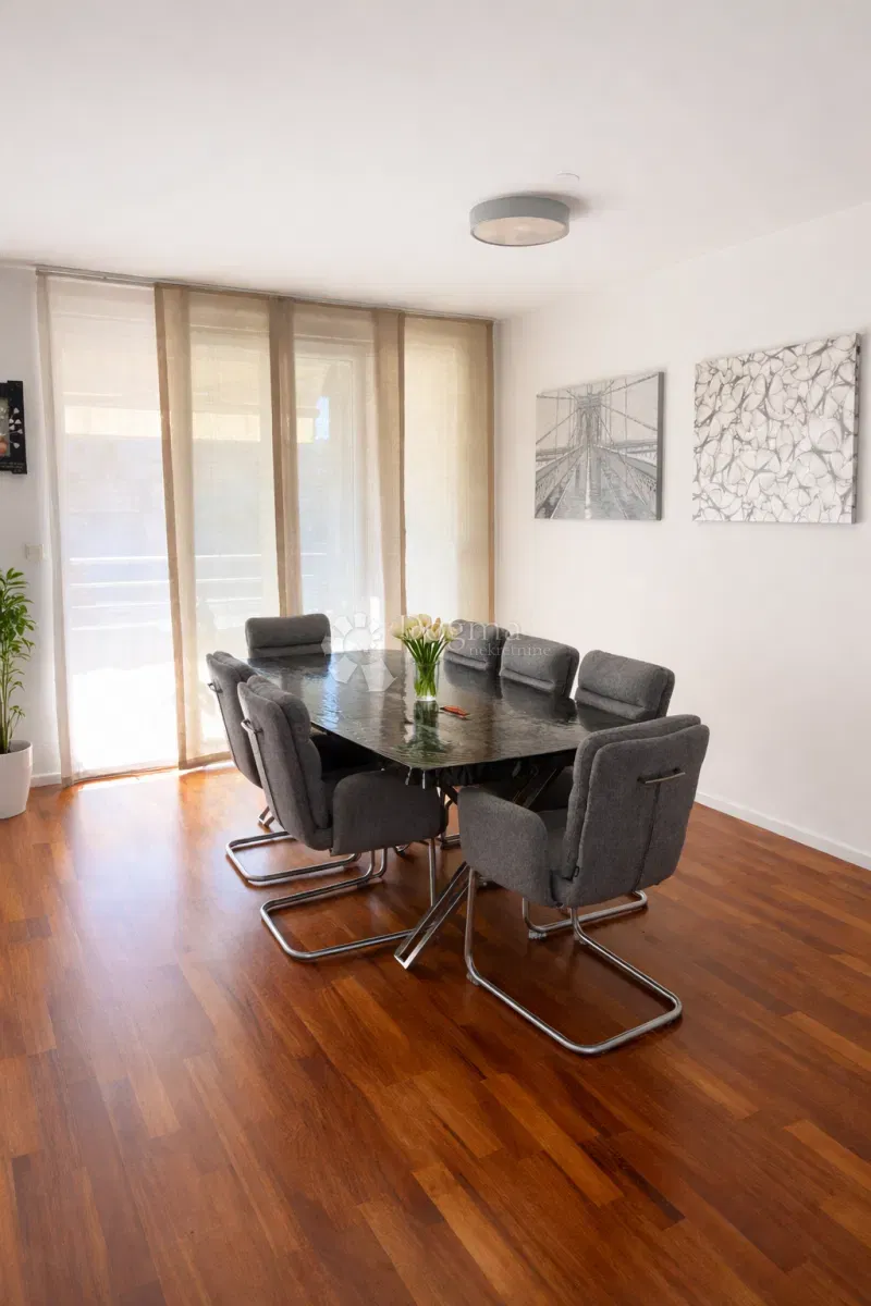 Flat Kman, Split, 127m2 – 3