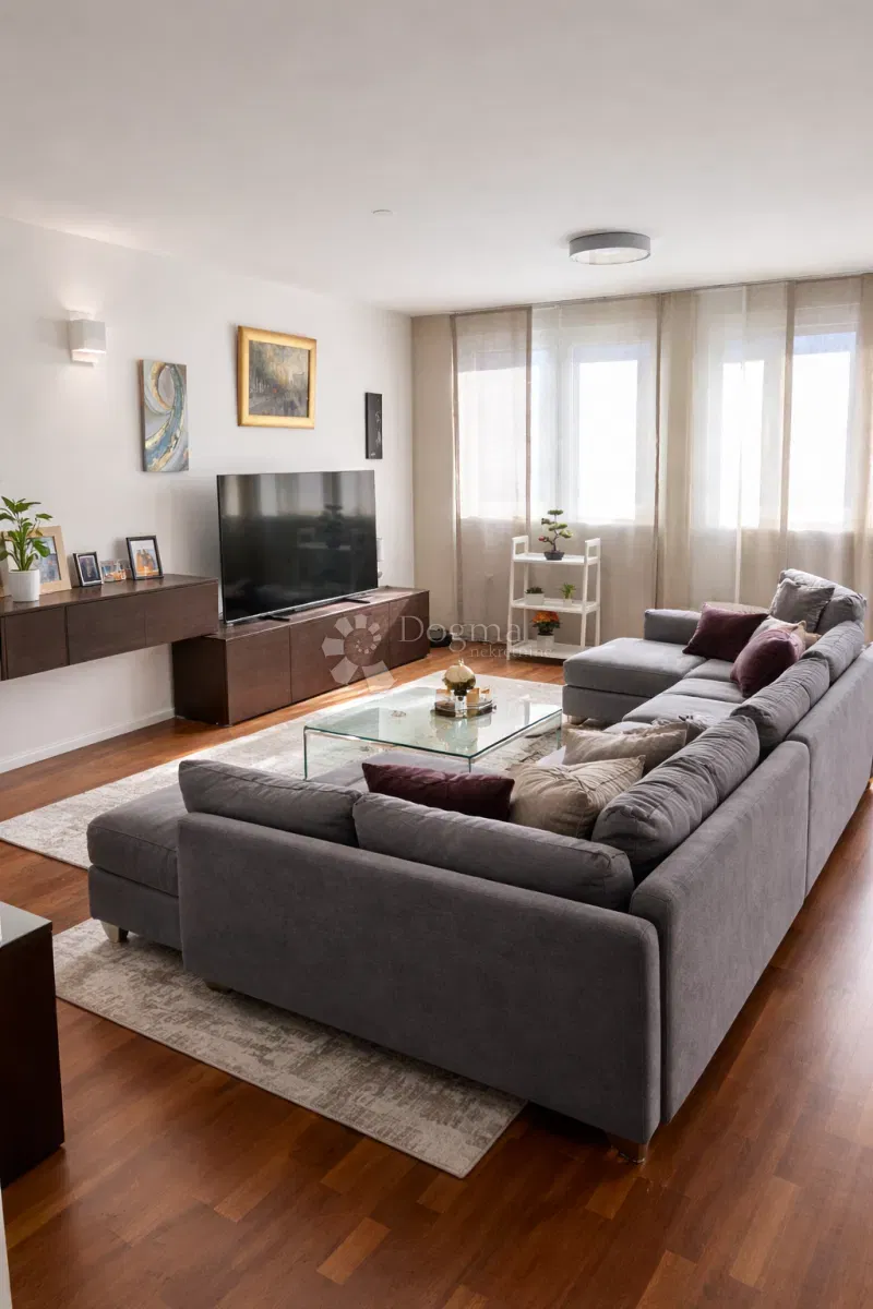 Flat Kman, Split, 127m2 – 2