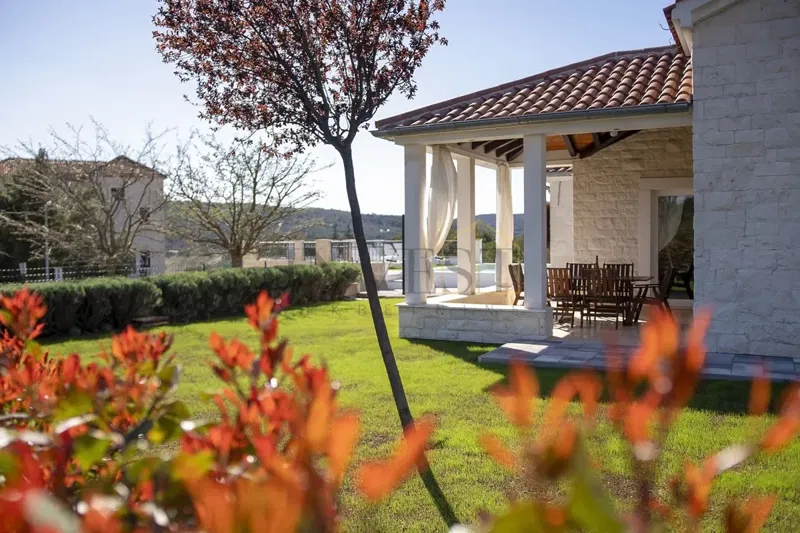 VILLA WITH SWIMMING POOL AND VIEW OF NATURE - NEAR ŠIBENIK – 3