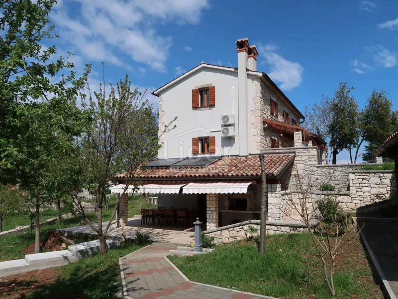 Hiša Labin, 220m2 – 2