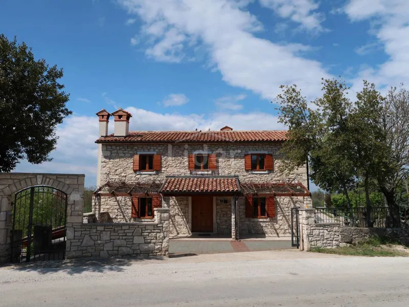 Hiša Labin, 220m2 – 3