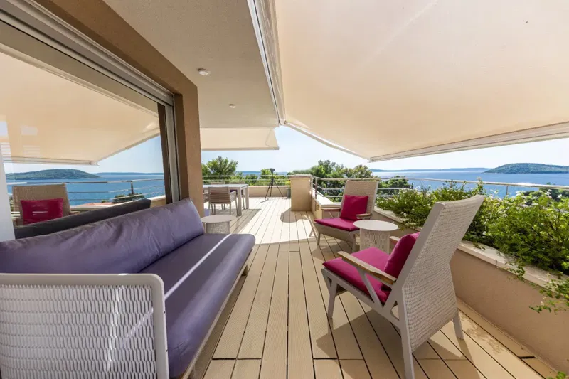 Luxury villa in an elite neighborhood – 2