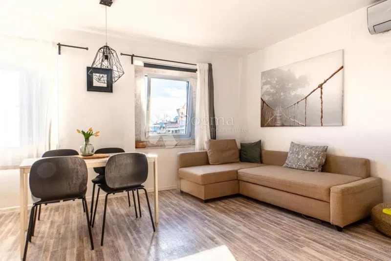 Flat Centar, Rijeka, 124,70m2 – 2