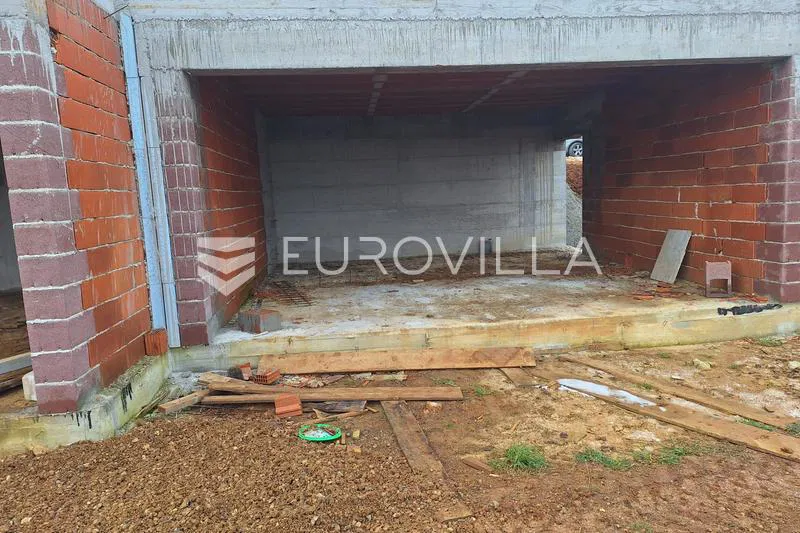 Duga Resa, kuća 163 m², NOVOGRADNJA