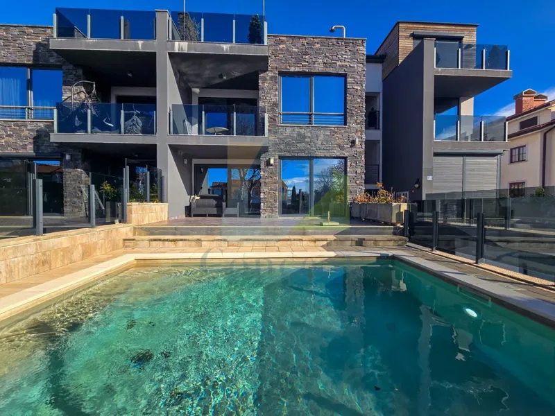 Poreč, dintorni, Splendido appartamento con 3 camere da letto e piscina – 3