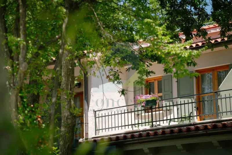 Üzlethelyiség Poreč – 3