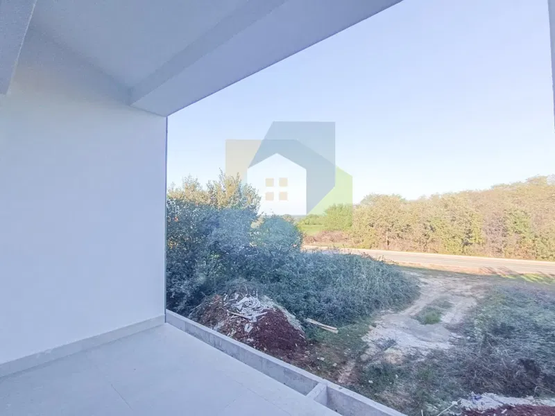 Poreč, Surroundings, Apartment on the First Floor with Two Bedrooms and Sea View – 3