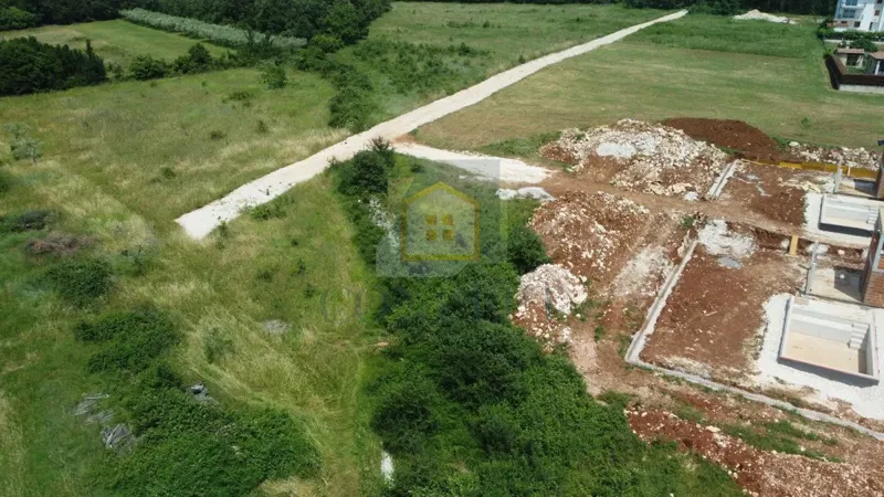 Poreč, Surroundings, Building Land in a Quiet Location, 10 km from the Sea – 3