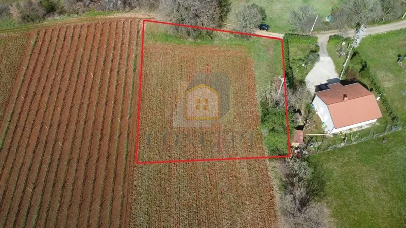 Poreč, Surroundings, Construction Land with Agricultural Use in a Quiet Location, 12 km from the Sea – 3