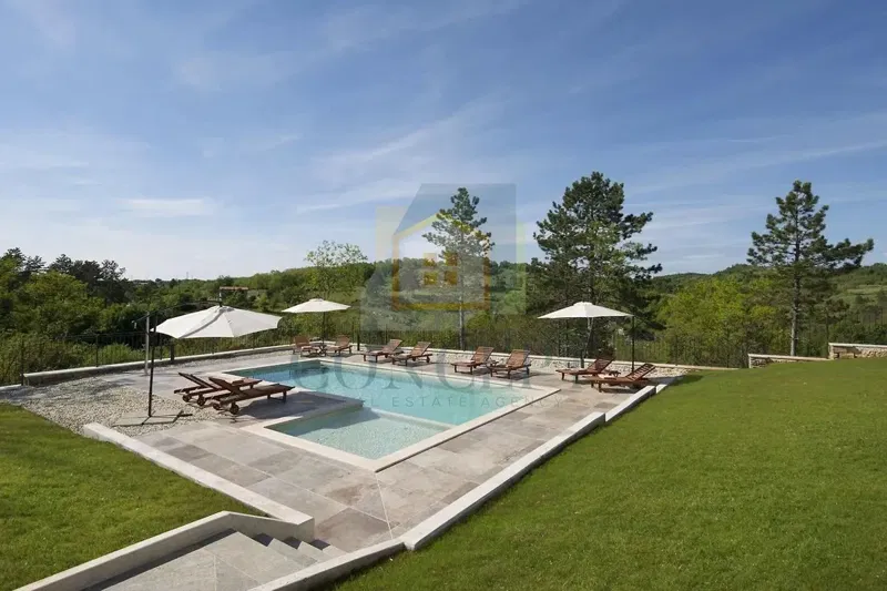 Pazin, Motovun, dintorni, Resort turistico, pensione, case e campeggio su 33.000 m2 – 3
