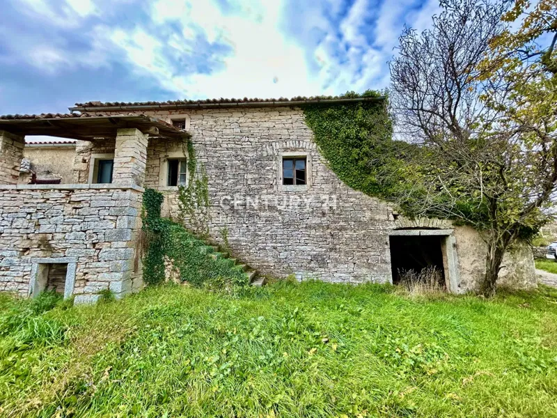 SVETI LOVREČ, SURROUNDINGS, AUTOCHTHONOUS ISTRIAN PROPERTY – 2