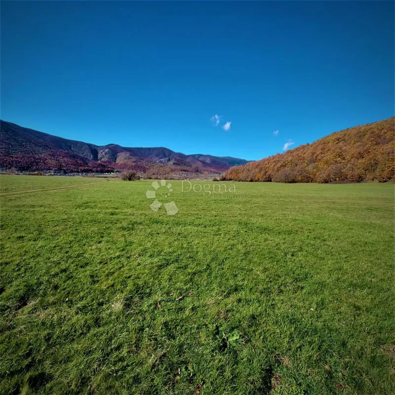Terreno agricolo Oraovac, Donji Lapac, 10.585m2 – 2