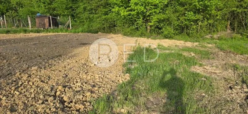 GRAĐEVINSKO ZEMLJIŠTE DUGO SELO