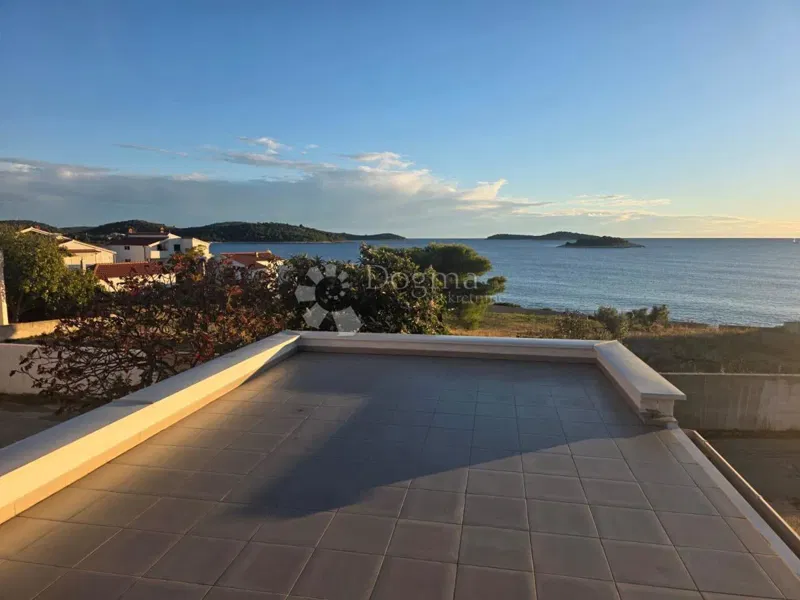 ROGOZNICA - COTTAGE 2ª FILA DAL MARE – 2