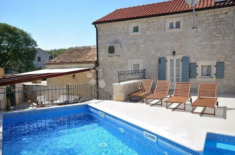 Dom Sošići, Kanfanar, 140m2 – 2
