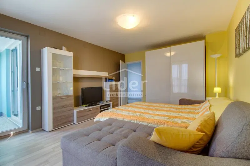 MALI LOŠINJ-centar 1SKL – 3
