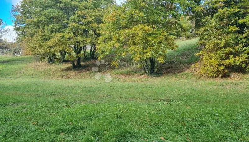 Építési telek Režanci, Svetvinčenat, 2.082m2 – 2