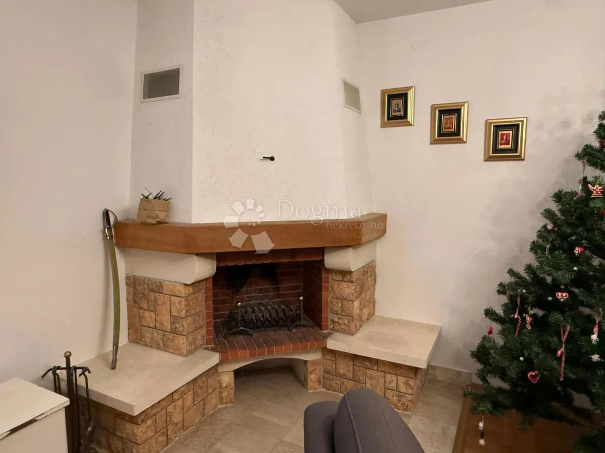 Imanje u Čalincu s romantičnom kurijom i kućom