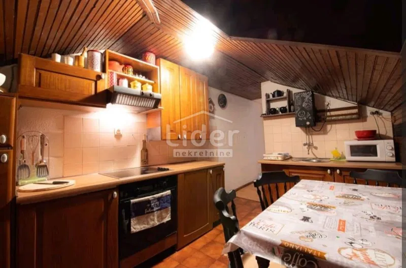 PEĆINE- stan na izvrsnoj lokaciji – 2