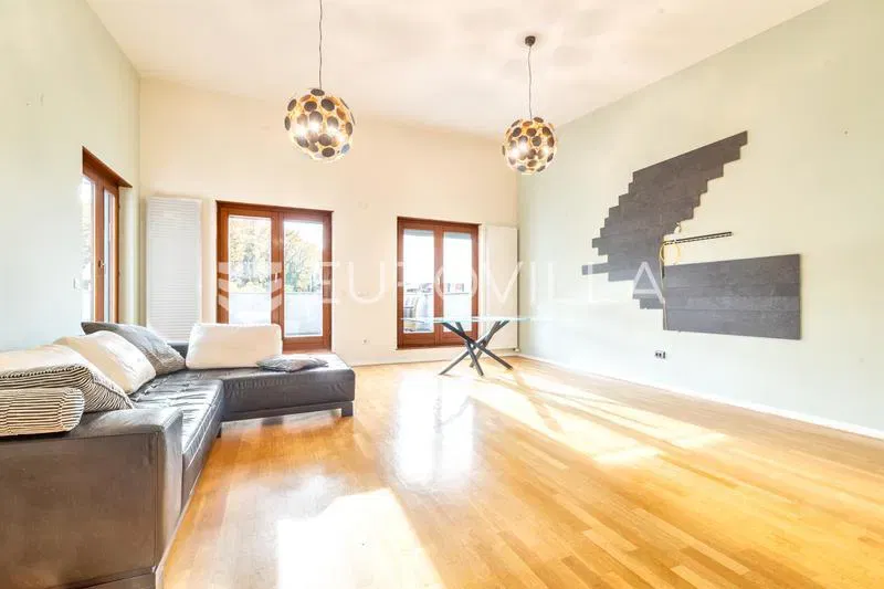 Zagreb, Maksimir, by the Park, penthouse, three bedroom apartment with jacuzzi and sauna garage – 2