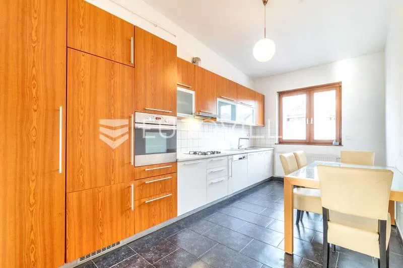 Zagreb, Maksimir, by the Park, penthouse, three bedroom apartment with jacuzzi and sauna garage – 3