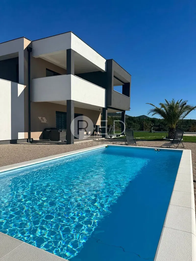 Casa Kakma, Polača, XI Jankolovački Put, 450m2