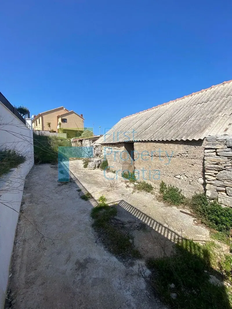 BR1610 - Stavebný pozemok v tichej lokalite, Brač, na predaj – 3