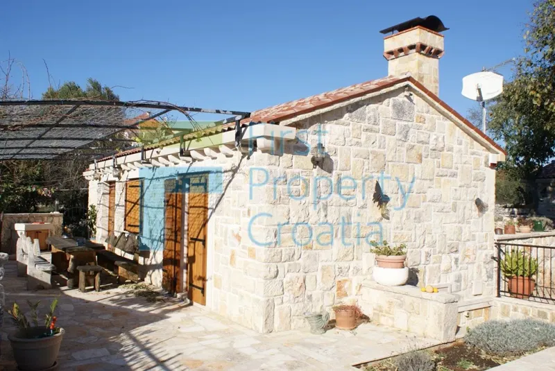 RG0824 - Stone villa with a swimming pool, Rogoznica area, for sale – 3