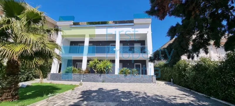 RG1574 - Modern villa near the sea and a beach, Rogoznica, for sale – 3