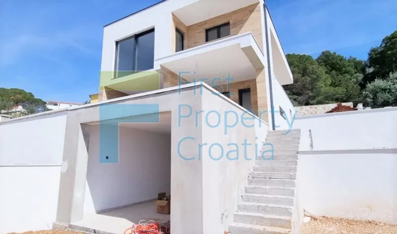 TG1579 - Villa dal design spazioso e vista sul mare, Čiovo, in vendita – 2