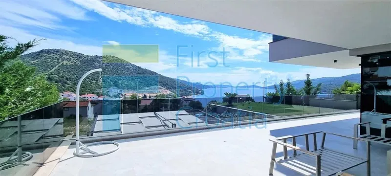 TG1665 – Luxury villas with panoramic sea views, near Trogir, for sale – 2
