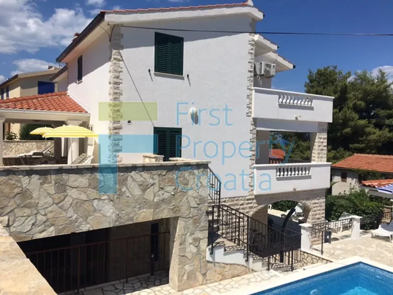 SO1025 - Appartamento villa in una bella zona, Šolta, in vendita – 2