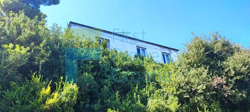 DU1674 – Seafront house with a direct path to the sea, Mljet, for sale – 3