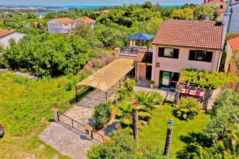 Casa con bellissimo giardino e piscina - 500 m dal mare – 2