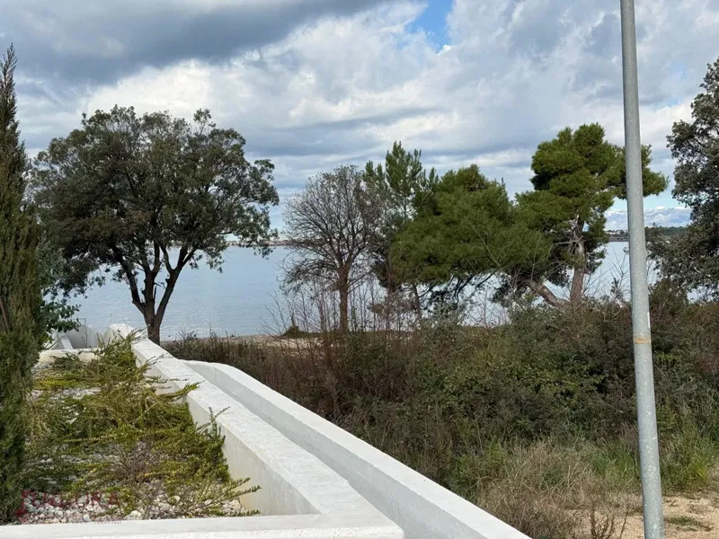 Land Zaton – 2