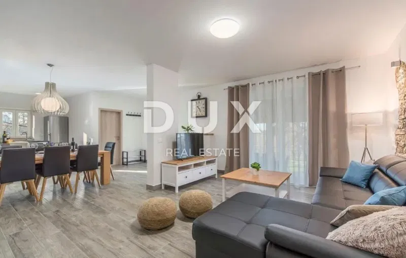 ISTRIA, SVETI LOVREČ – Una villa in pietra autoctona con piscina e 5000 m² di proprietà privata – 3