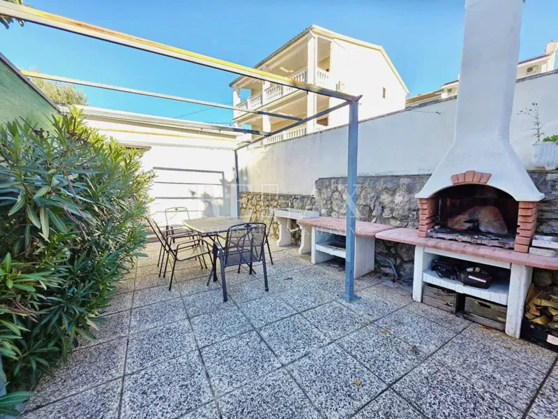 Crikvenica - two houses, garage – 2