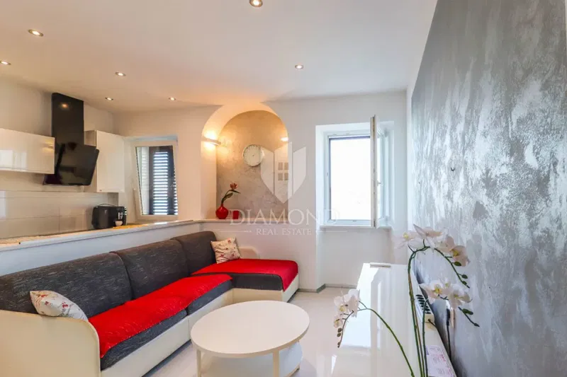 Rovinj! Apartment and PP First row to the sea! – 2