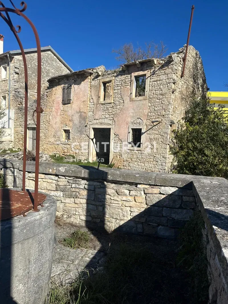 KANFANAR, STONE HOUSE WITH GREAT POTENTIAL IN THE TOWN CENTER – 2