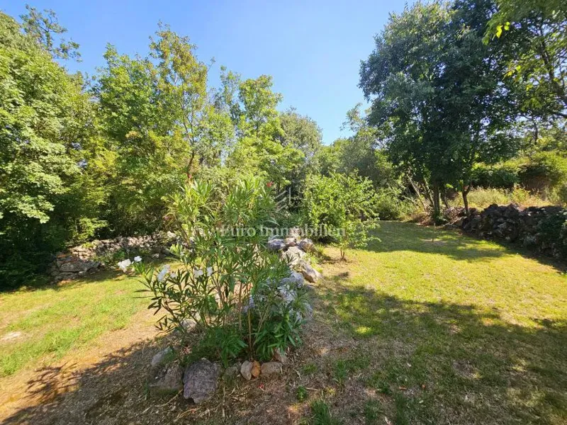 Casa a Krk con ampio giardino, potenziale! – 3