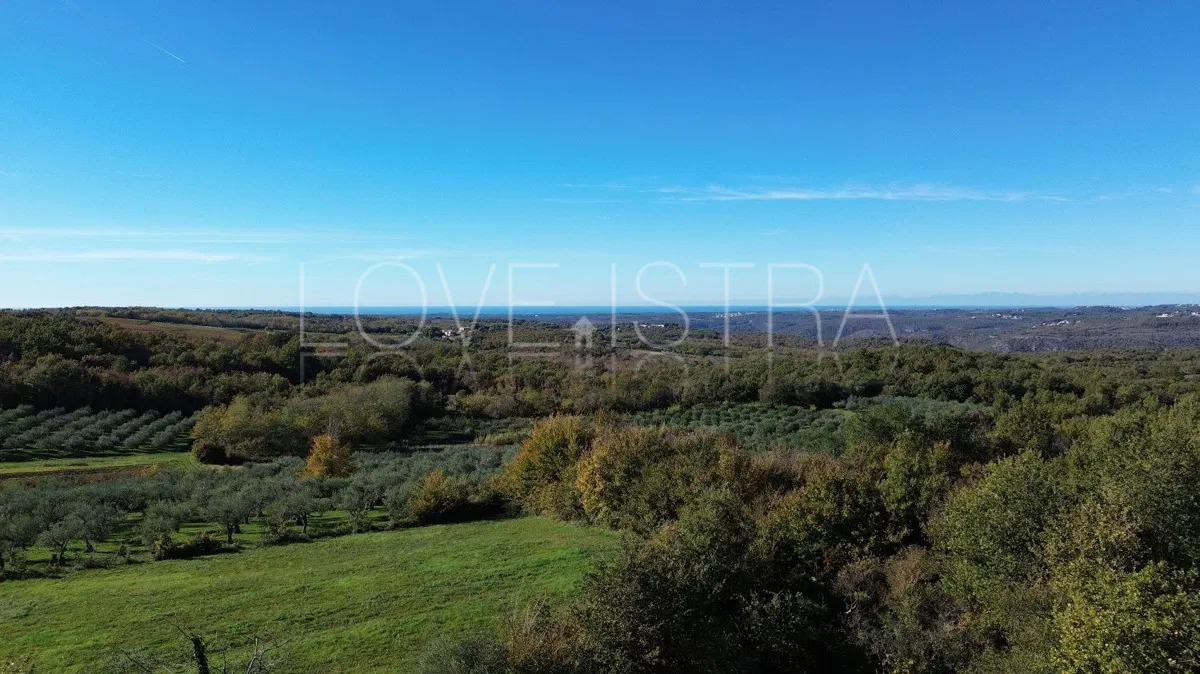 ZEMLJIŠTE 1.000m2 i 2,853m2 POLJOPRIVREDNO SA GRAĐ.DOZVOLOM