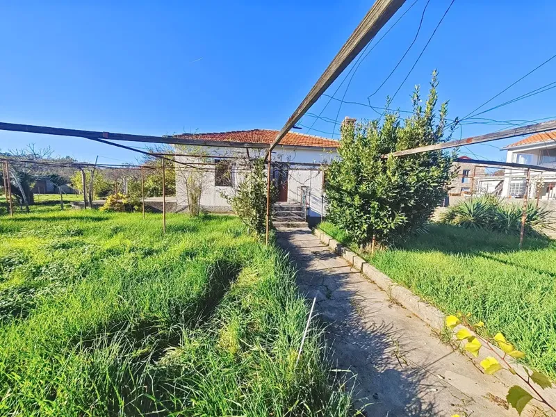 Soline Bay, detached stone house for renovation! – 2