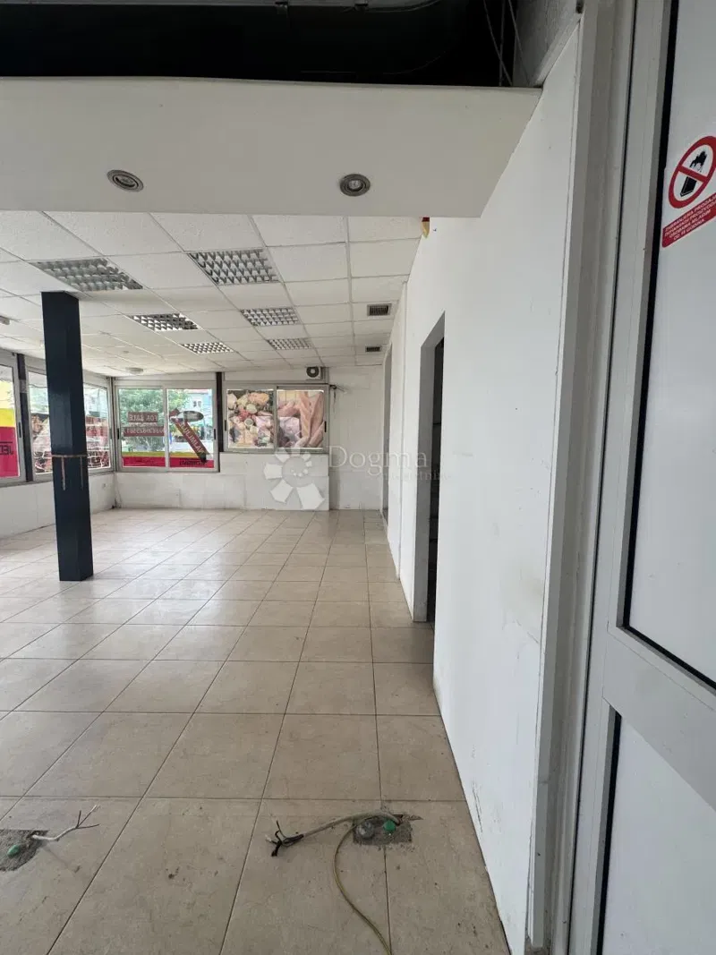Business premise Potpićan, Kršan, 72,70m2 – 3