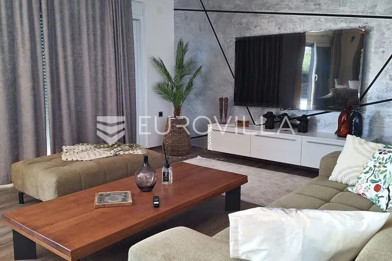 Novi Vinodolski – Luxury Villa with Pool and Panoramic Sea View – 3
