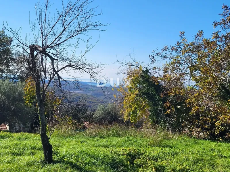 ISTRIA, GROŽNJAN - Building land with open views of the sea and the surrounding area – 3
