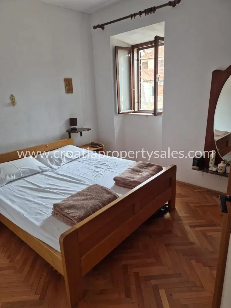 Brac, house for sale, 950.000 € – 2